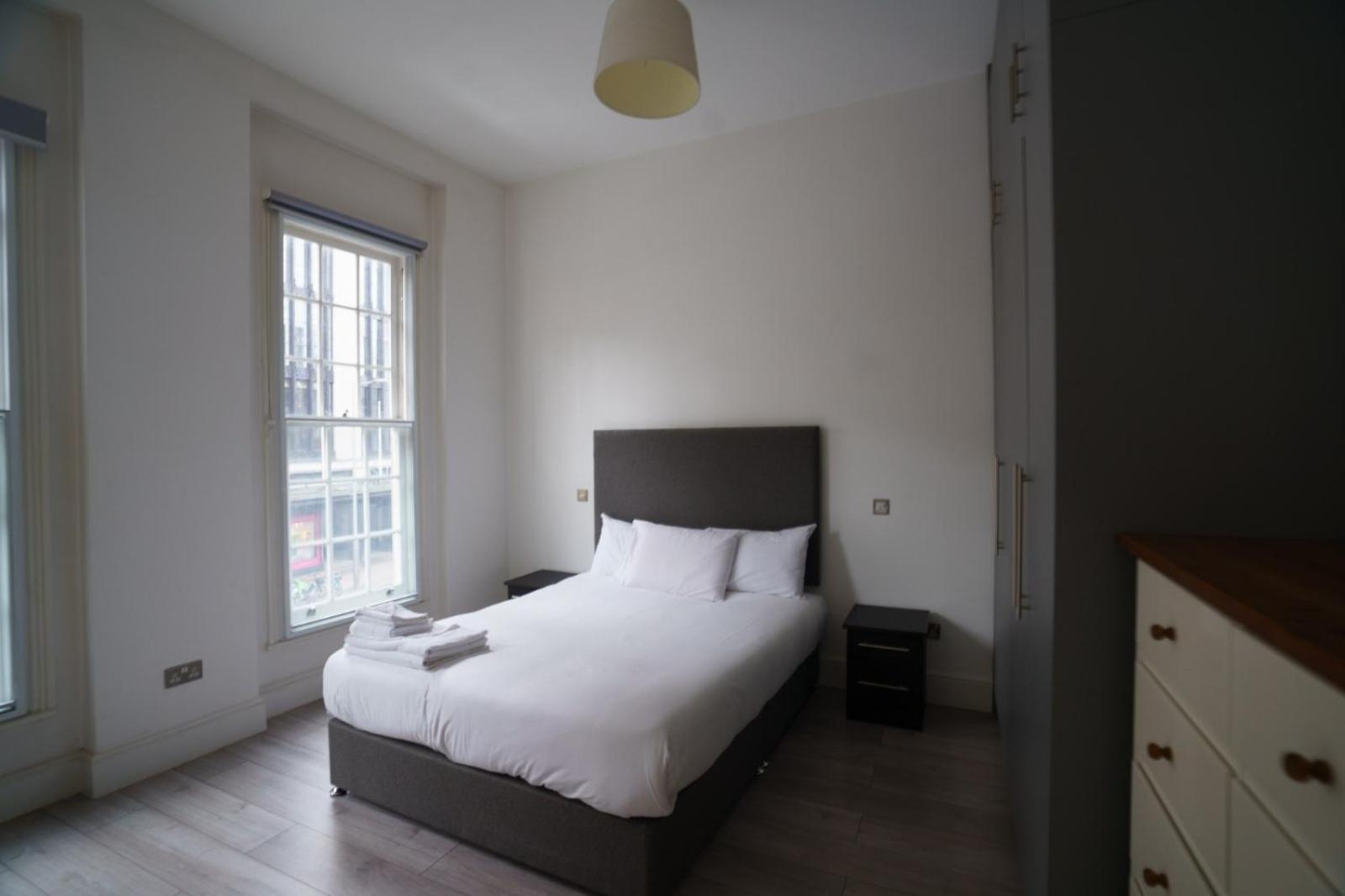 The Apartments Kensington High Street 런던 외부 사진