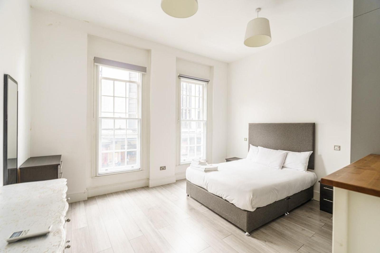 The Apartments Kensington High Street 런던 외부 사진