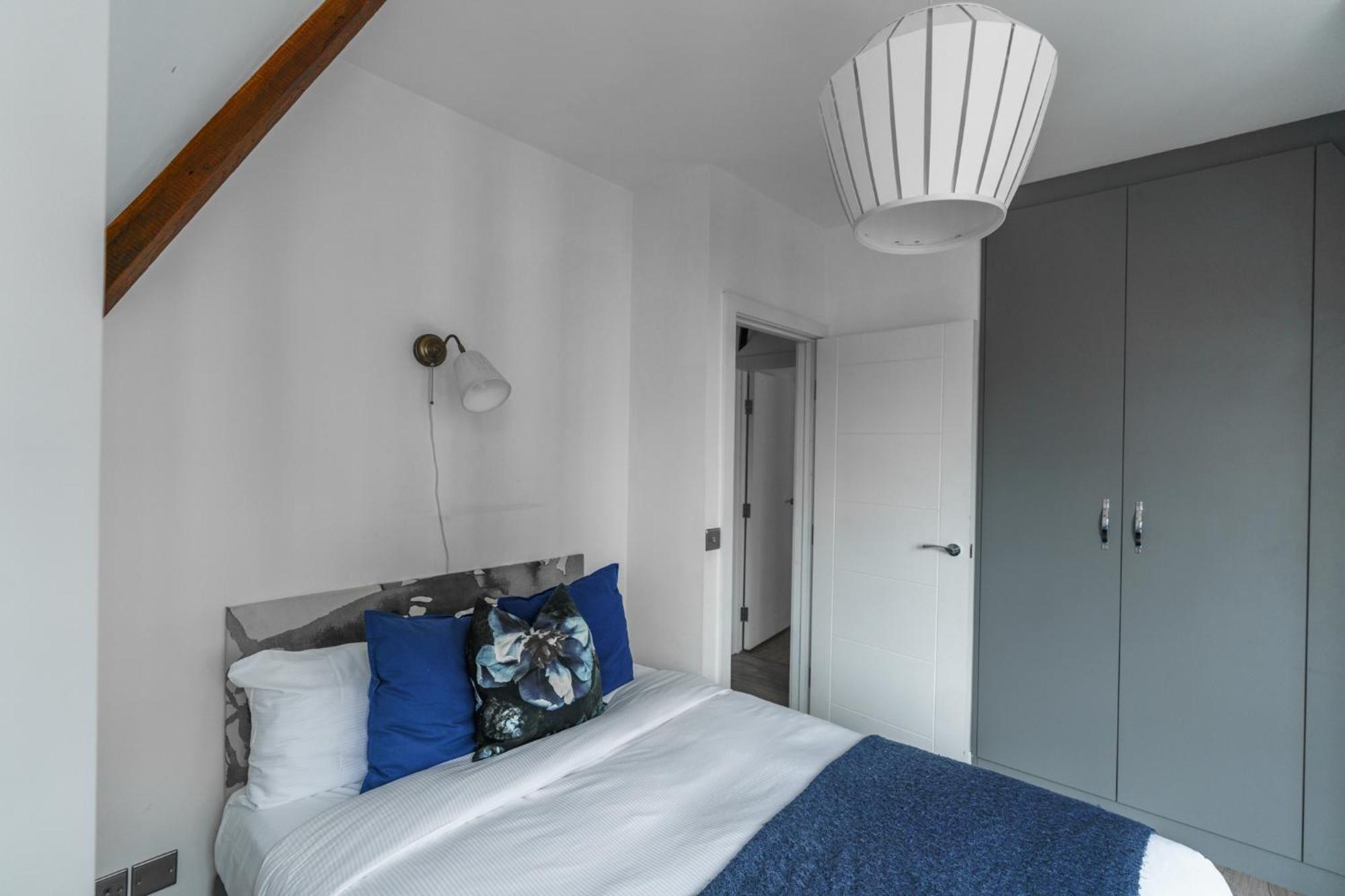 The Apartments Kensington High Street 런던 외부 사진