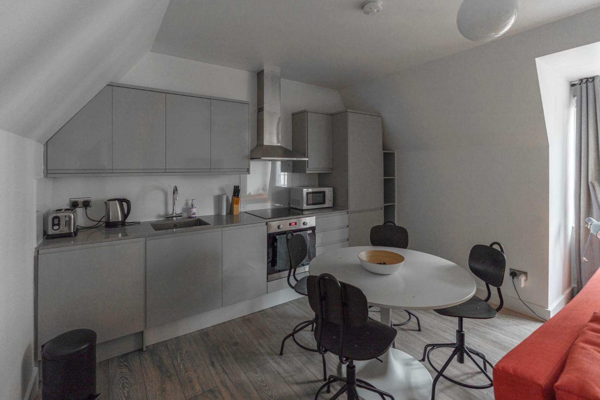 The Apartments Kensington High Street 런던 외부 사진